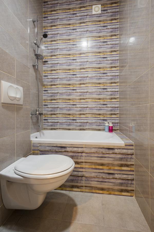 נובי סאד Giallo Apartment - Free Private Parking מראה חיצוני תמונה