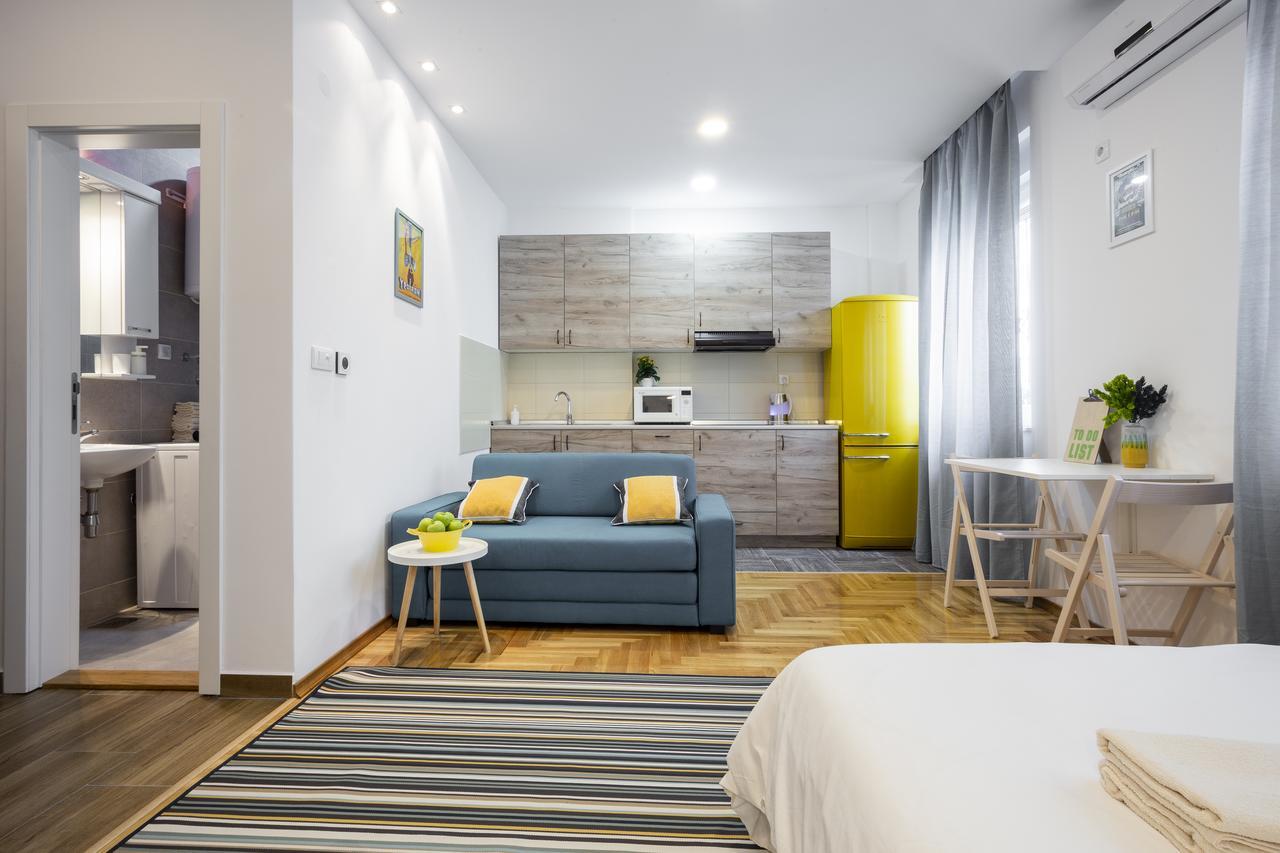 נובי סאד Giallo Apartment - Free Private Parking מראה חיצוני תמונה