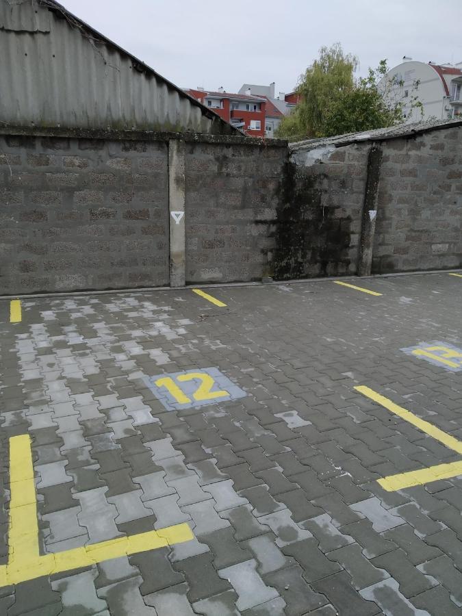 נובי סאד Giallo Apartment - Free Private Parking מראה חיצוני תמונה